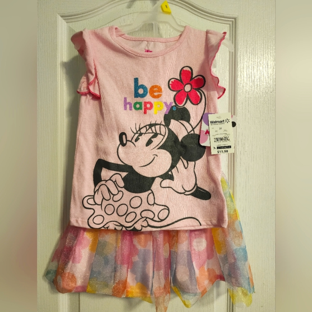 Disney Jr Minnie Mouse skirt and t-shirt set. 3T